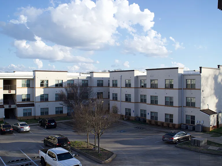 College Center Apartments — Photo 60