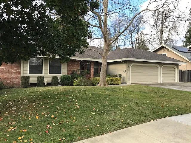 7046 Riverside Blvd photo 1