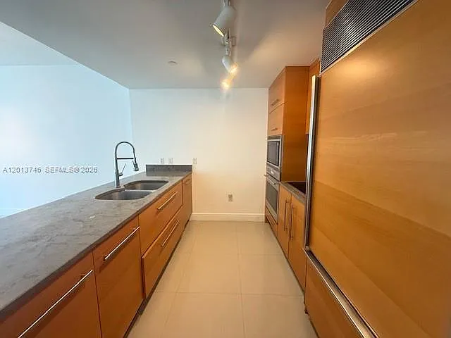 475 Brickell Ave #2411 — Photo 4