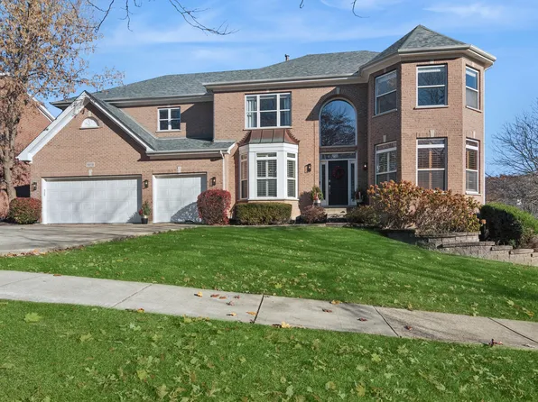 1919 N Meryls Ter, Palatine, IL 60074