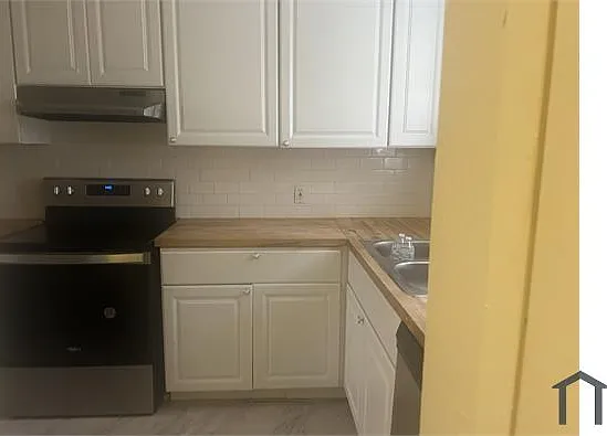 513 S Beverly St #3 — Photo 12