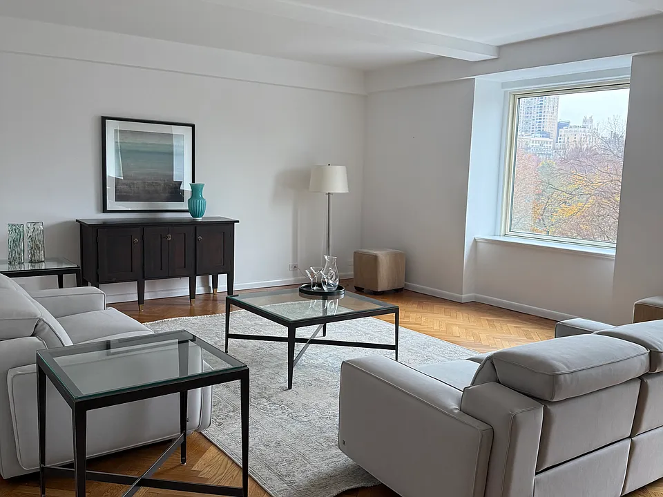160 Central Park S #515