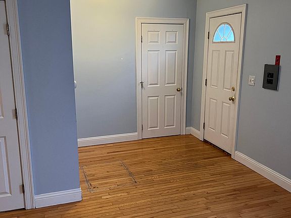 3rd image of 22 Holbrook Ave #1