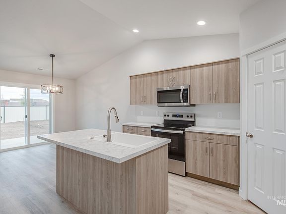 3rd image of 7338 S Menzingers Ave