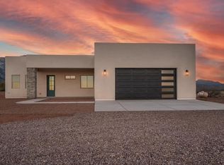 8388 S Elohyna Ln, Hereford, AZ 85615