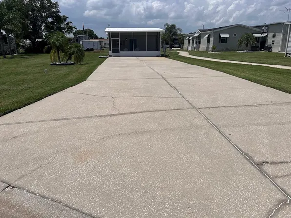 5180 Island View Cir S #64, Polk City, FL 33868