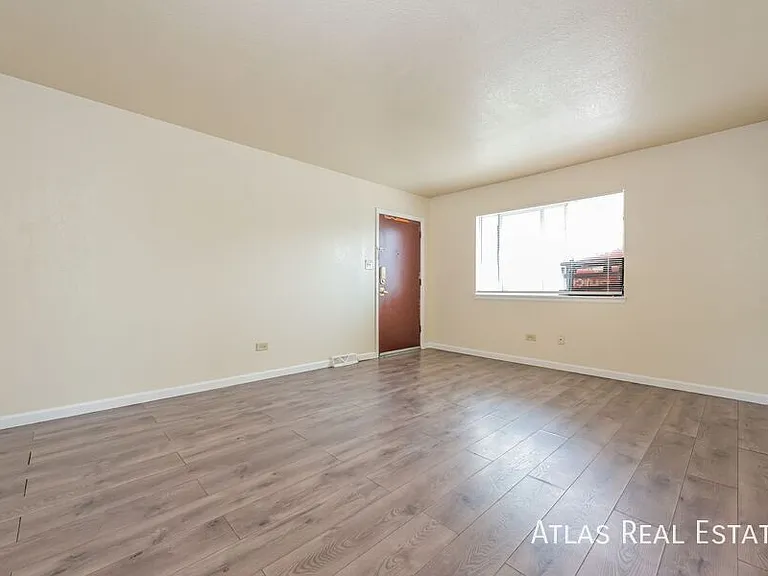 1463 W Byers Pl — Photo 4