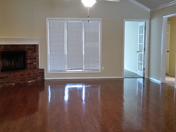 2nd image of 6609 Brentwood Ave