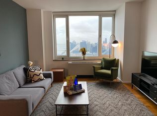 635 W 42nd St APT 22J, New York, NY 10036