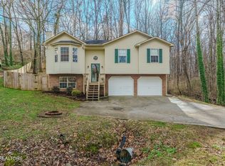 6825 Barkwood Rd, Knoxville, TN 37921