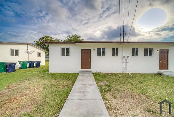17717 SW 103rd Ave — Photo 3