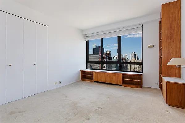 Sold by Corcoran | media 28