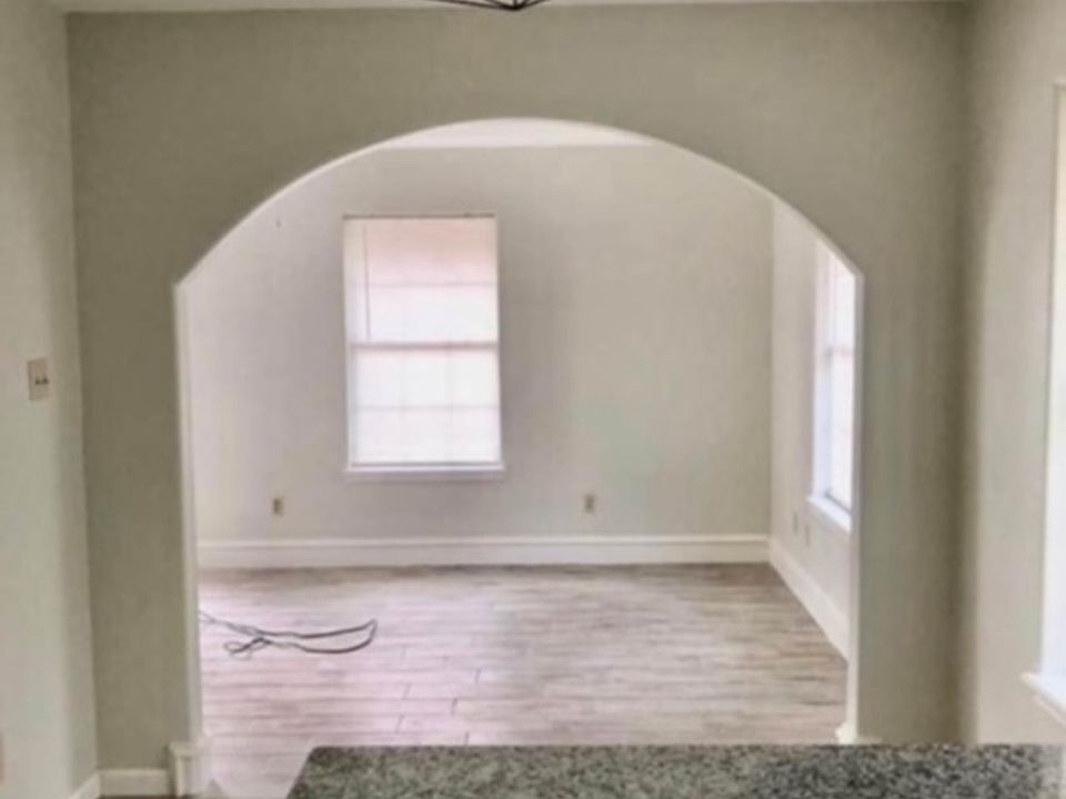1st image of 1601 W Portales Dr APT 3