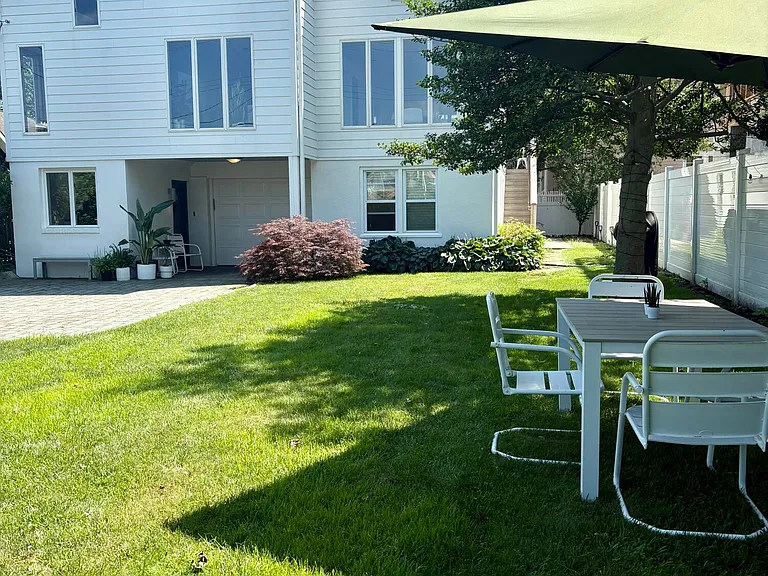121 Bridge Ave — Photo 24