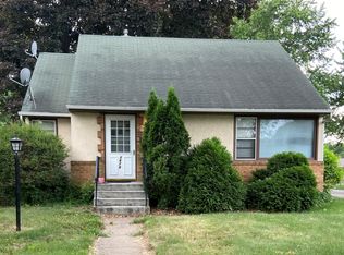 1679 Payne Ave, Saint Paul, MN 55130