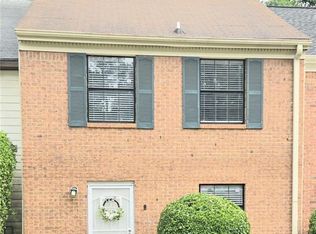 3800 Travis Trce, Decatur, GA 30032