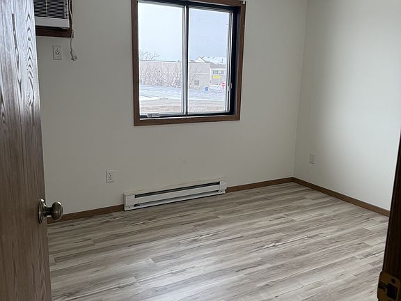 5th image of 2222 12th Ave S #11332496