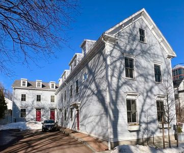 259 Hurley St Unit 4, Cambridge, MA, 02141