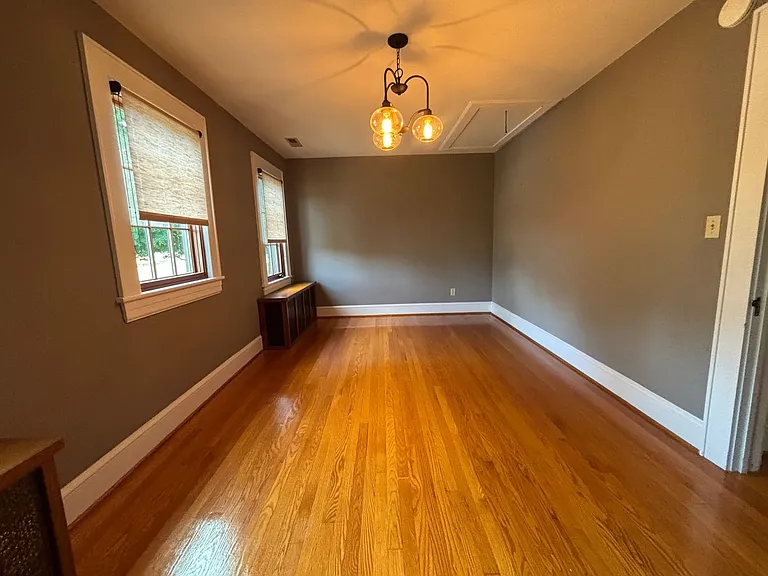 2412 Alberta Ave SW — Photo 45