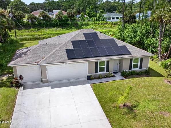 1568 Seeley Cir NW, Palm Bay, FL 32907