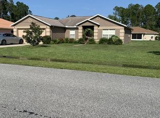 4 Rae Dr, Palm Coast, FL 32164