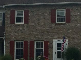 437 Cahill Cir, Honey Brook, PA 19344
