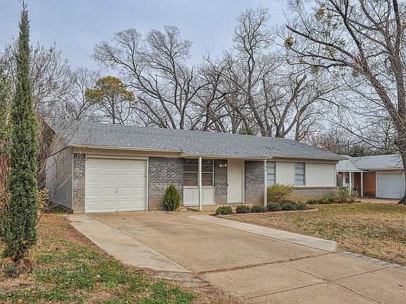 4th image of 511 Town North Dr