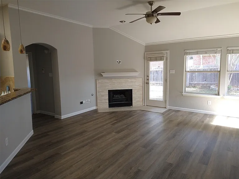 8706 Priest River Dr — Photo 6