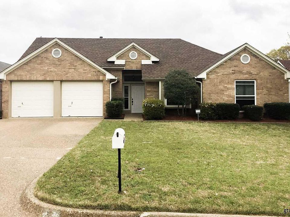 1st image of 418 Eisenhower Dr