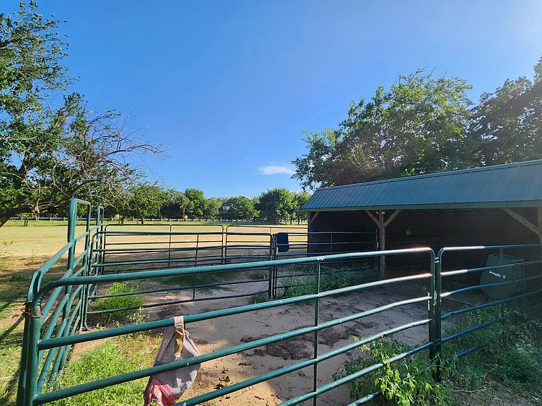 9517 County Road 419 — Photo 15