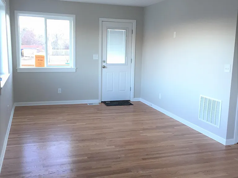 2221 Illinois St #B — Photo 6