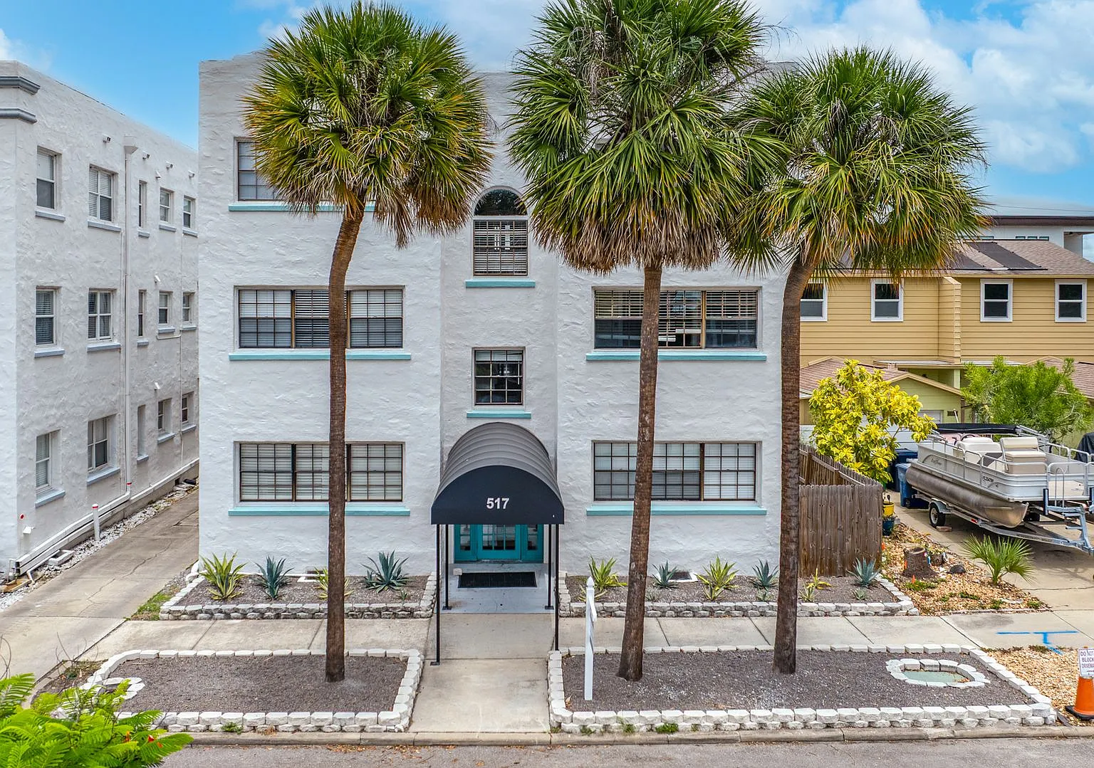 Renovated Davis Islands Apartments — Photo 2