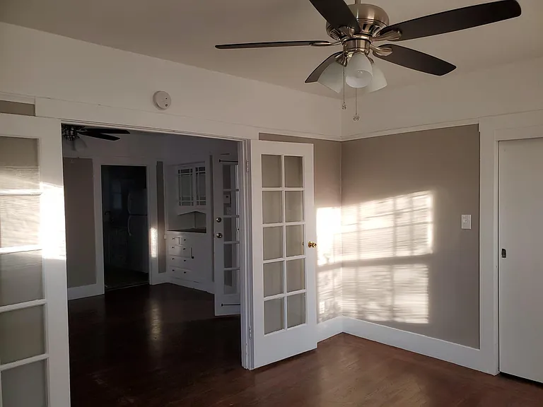 1235 T St — Photo 10