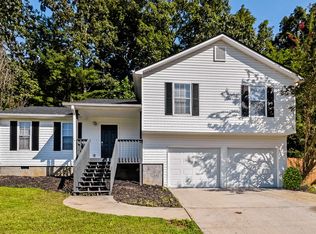 412 Ivy Crest Dr, Dallas, GA 30157
