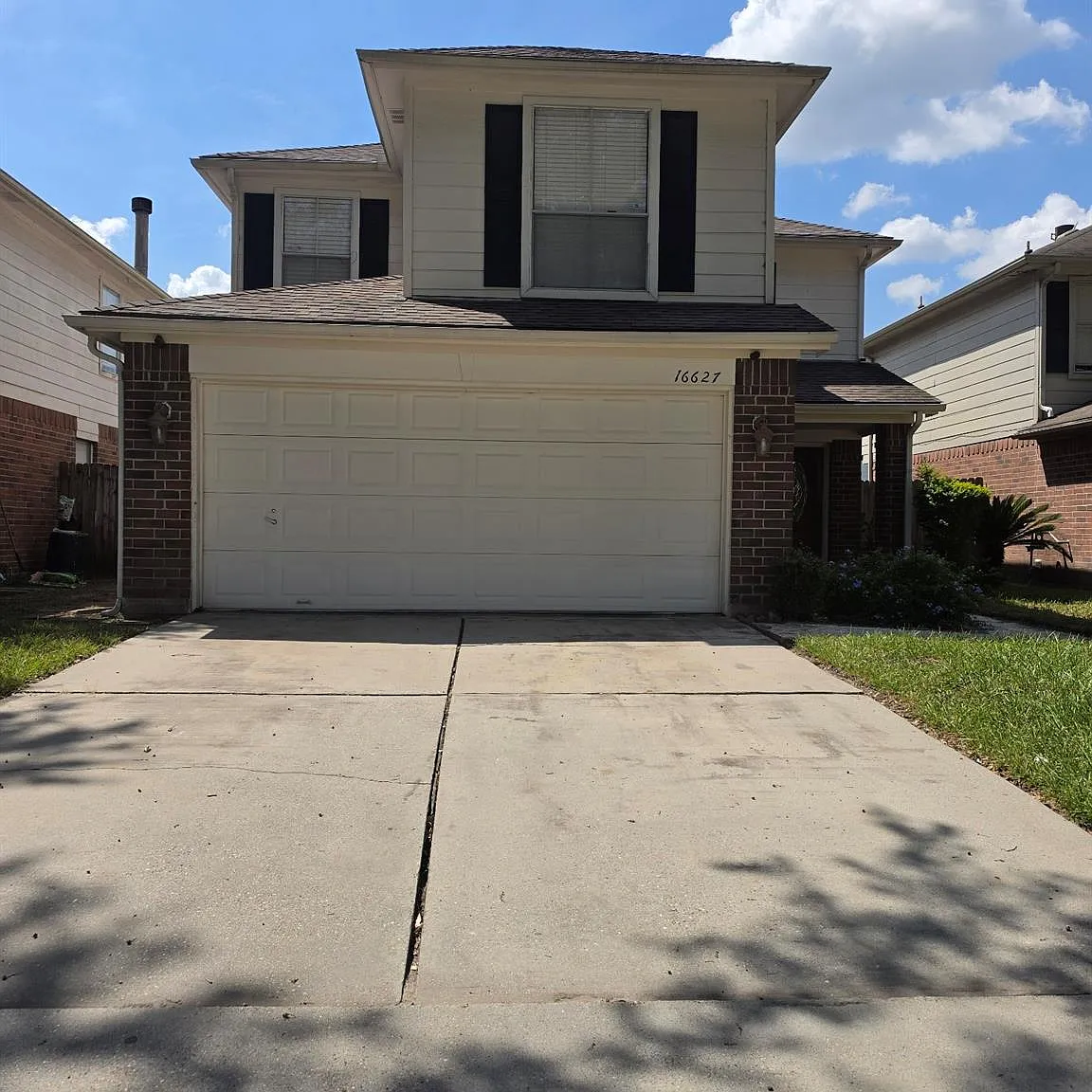 3 bed, 2.5 bath, 1760 sqft, $2,000 — Photo 2