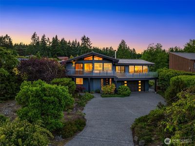 9882 Manitou Beach Drive NE, Bainbridge Island, WA, 98110