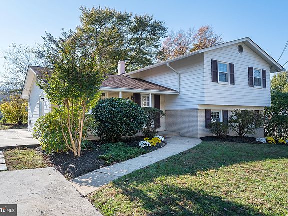 2nd image of 8341 Carnegie Dr