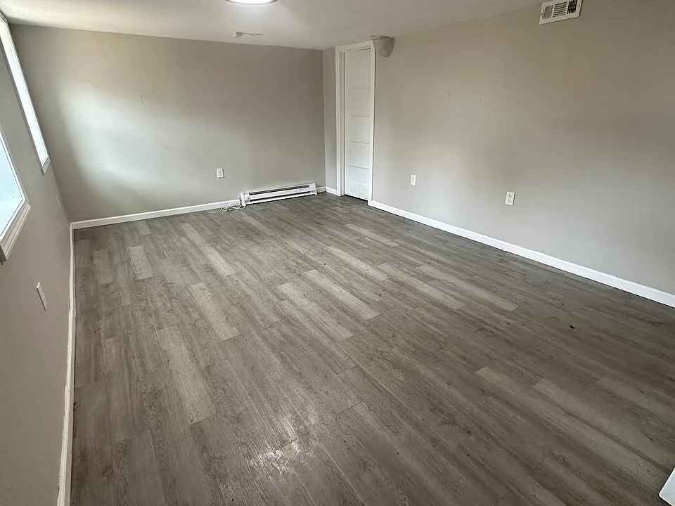 113 Morris St #11