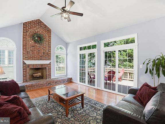4th image of 14332 Cartwright Way