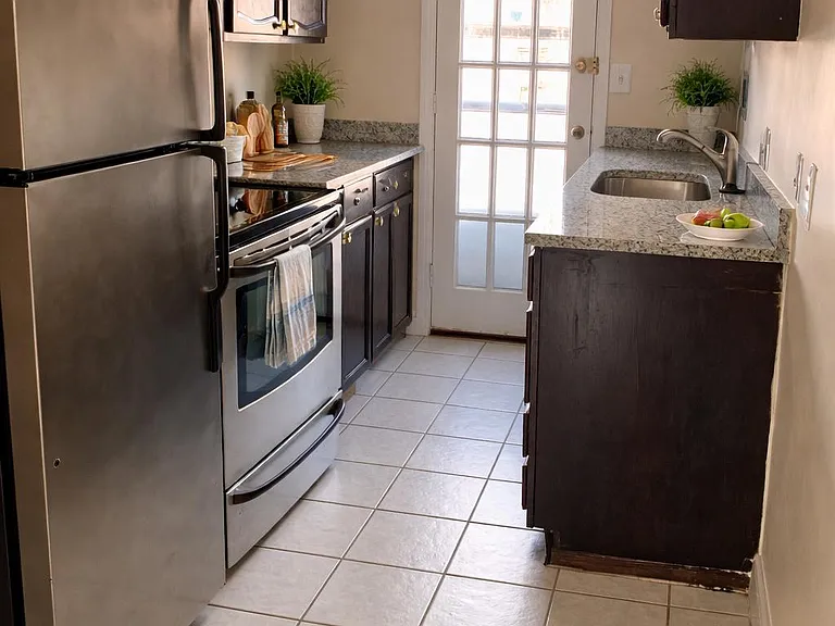 126 Webster St NE #1 — Photo 7
