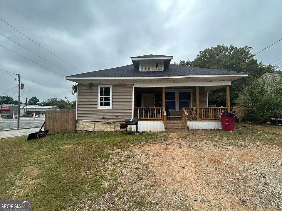 1st image of 2652 Cherry Ave