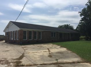 251 Dixieland Rd, Dunn, NC 28334