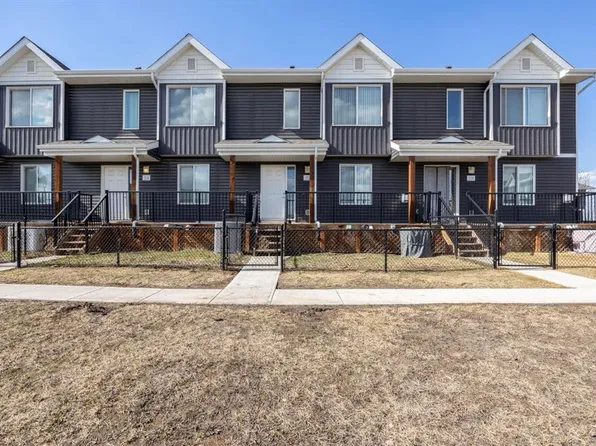 401 E Athabasca Ave #212, Wood Buffalo, AB T9J 0A1