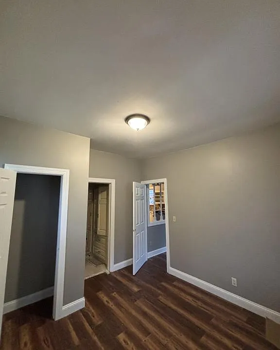 615 N Main St
