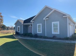 13 Risby St, Hawkinsville, GA 31036