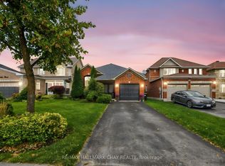 120 Tunbridge Rd, Barrie, ON L4M6T1