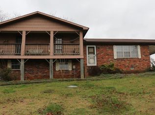 1715 New Lake Rd, Spring City, TN 37381