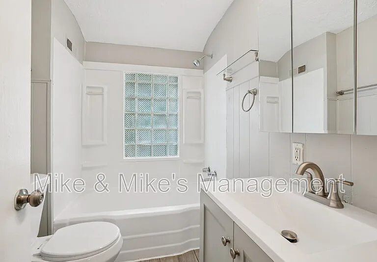 3860 S Brust Ave — Photo 20