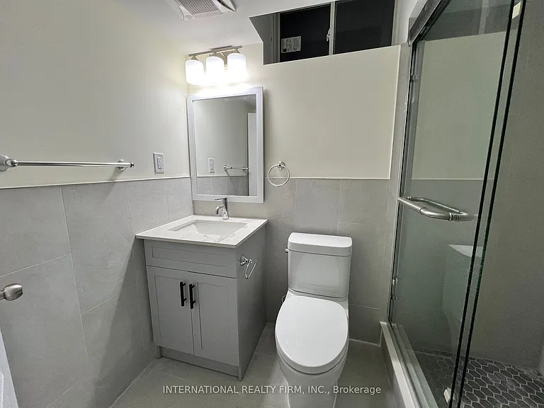216 Wesmina Ave — Photo 15
