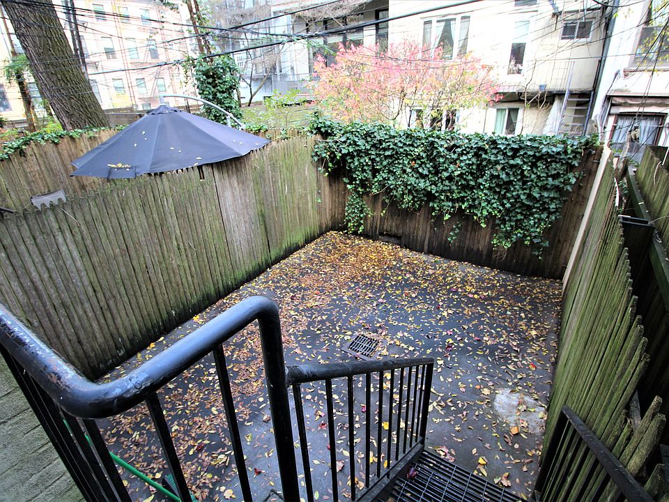 1st image of 159 Carroll St #1R